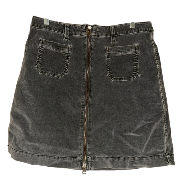 Jag Jeans Dresses & Skirts - JAG Jeans Gray Corduroy Mini Skirt Y2K Size 12 Stretch Cotton Front Zip Boho